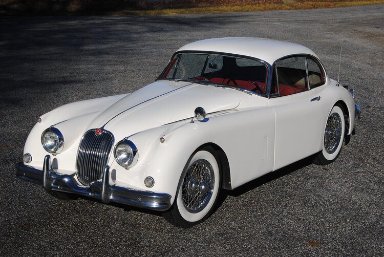 http://treasuredmotorcars.com/wp-content/uploads/2015/11/1958-Jaguar-XK150-For-Sale-29-of-29.jpg